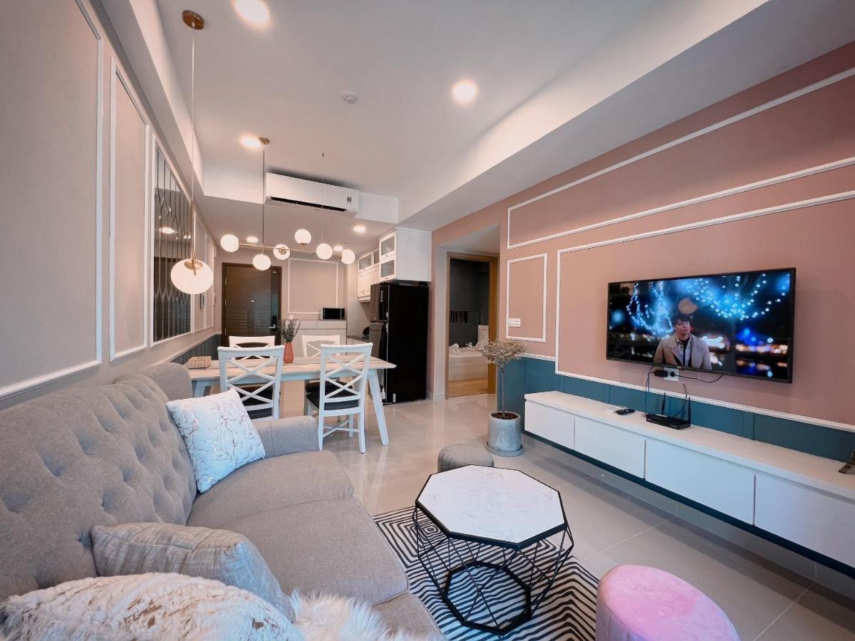 Yu Stay Lux And Cozy 2Bedrs In Soho Residence Near Bui Vien Walking Street Ho-Chi-Minh-Stadt Exterior foto